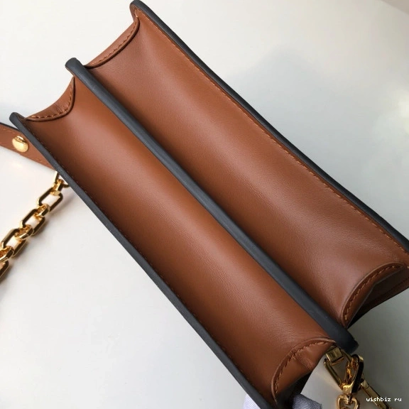 WIS Vuitton Spring Louis Show） Dauphine Mini（2019 0927